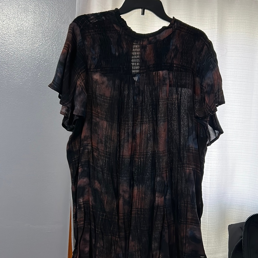 Black multicolored blouse